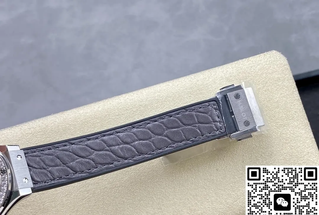 HB Factory Hublot Classic Fusion 581.NX.7071.LR.1104 1:1 Best Edition Replica Watch